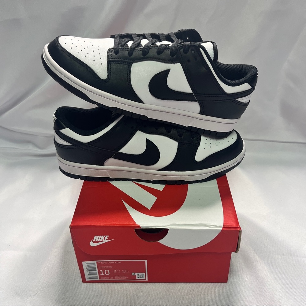 Women’s Nike Dunk Low Panda Black and White New Size 10W / Men’s 8.5